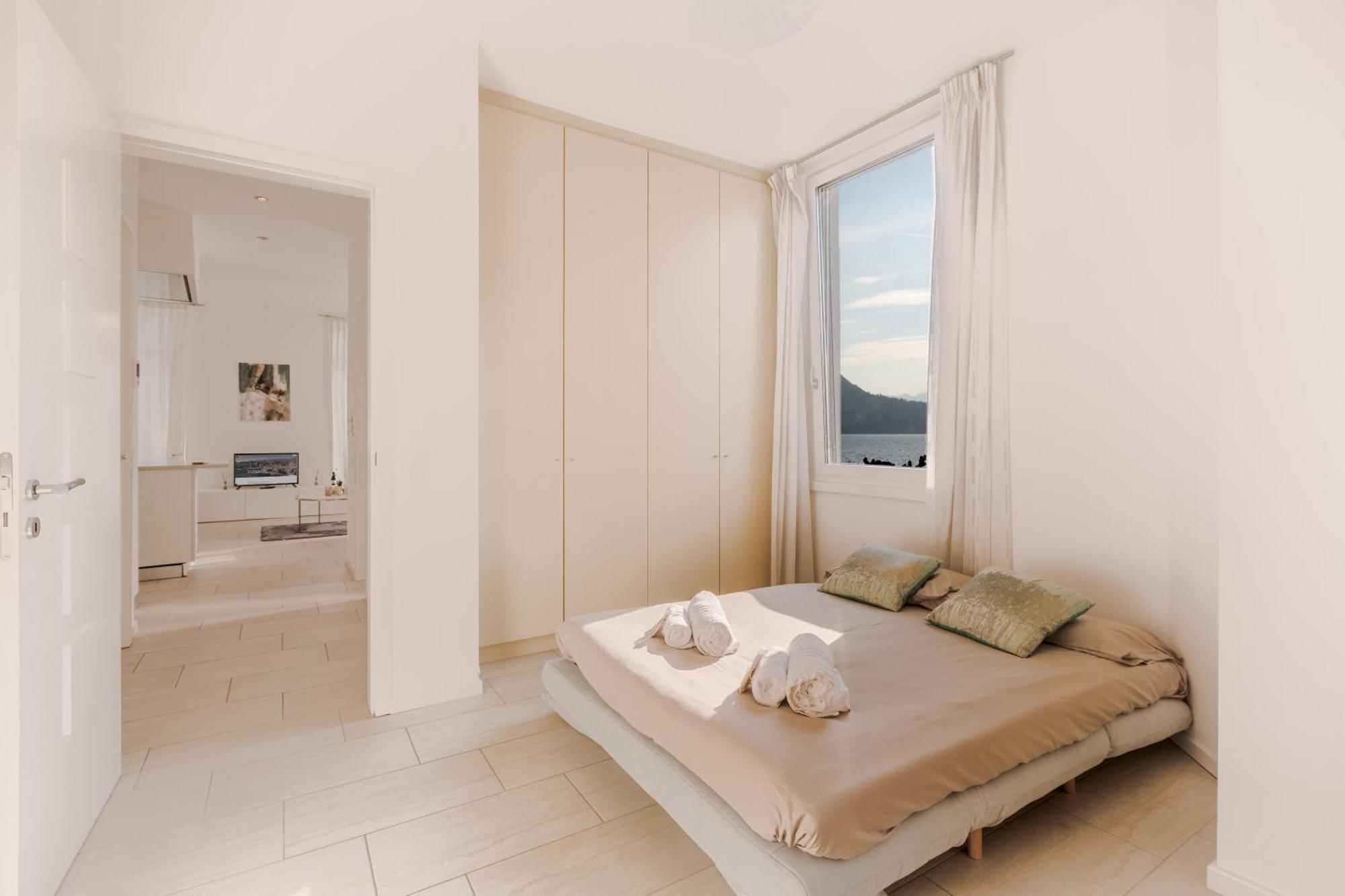 Front Lake Pearl 5 For 6Pax -By Easylife Swiss Lugano Esterno foto
